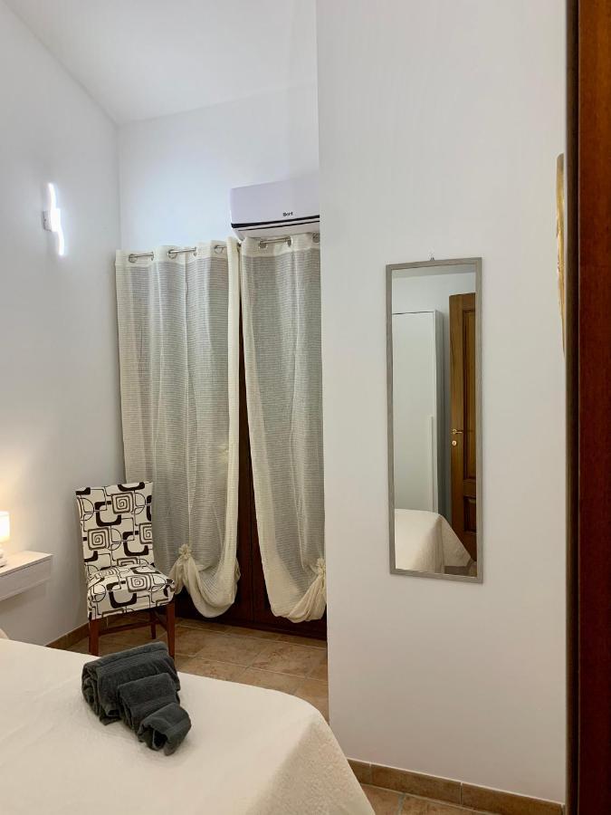 דומוס דה מריה Casa Vacanza V&G מראה חיצוני תמונה